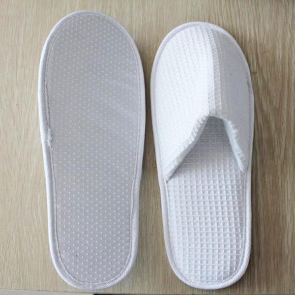 Disposable White Towelling Spa Slippers House Guest Slippers