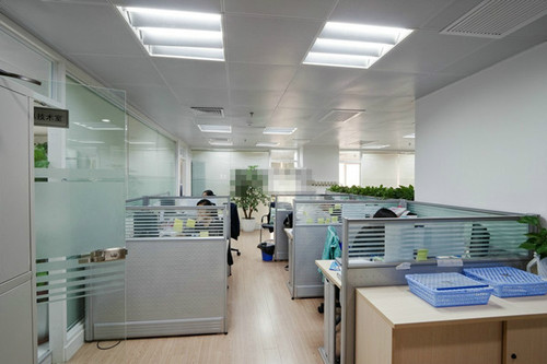 NO Plugs Type Newly Designed 42/150Gold Titanium Microneedle Hydra Stamphydra Roller for Skin Rejuvenation