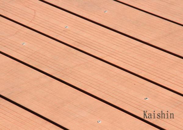 Decking plástico do composto WPC do revestimento de madeira