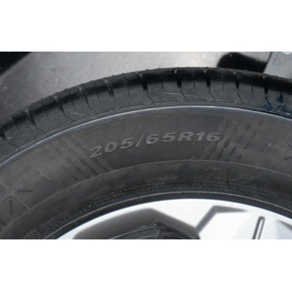 Orgulloso de KIA KX3 corrido 2021 asientos pequeño SUV de la puerta 5 de la edición 5 de la comodidad de 1.5L CVT