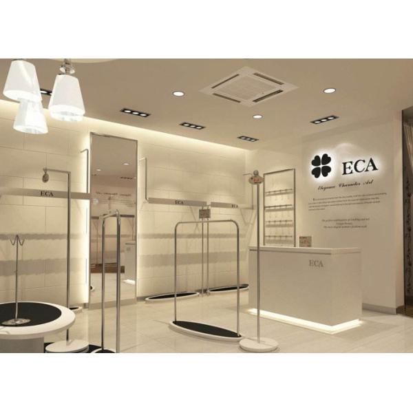 Древесная леди с высокой точностью