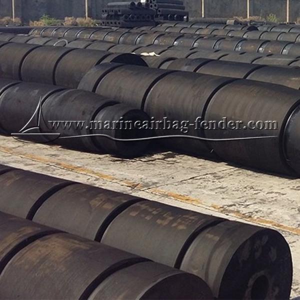 Weather Resistant Marine Rubber Fender / Tugboat Fender With Stainless Steel Accessories