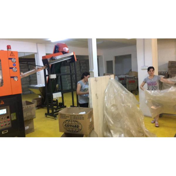 Intelligent Pet Bottle Blowing Machine / Plastic Bottle Machine For 2 Liter Bottle 