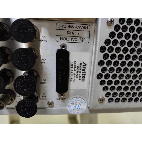 Pre-Owned 20 GHz Anritsu MG3692B Microwave Signal Generator with Phase Pulse Modulation