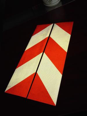 High Intensity Grade Honeycomb Reflective Tape Chevron Right / Left Hand