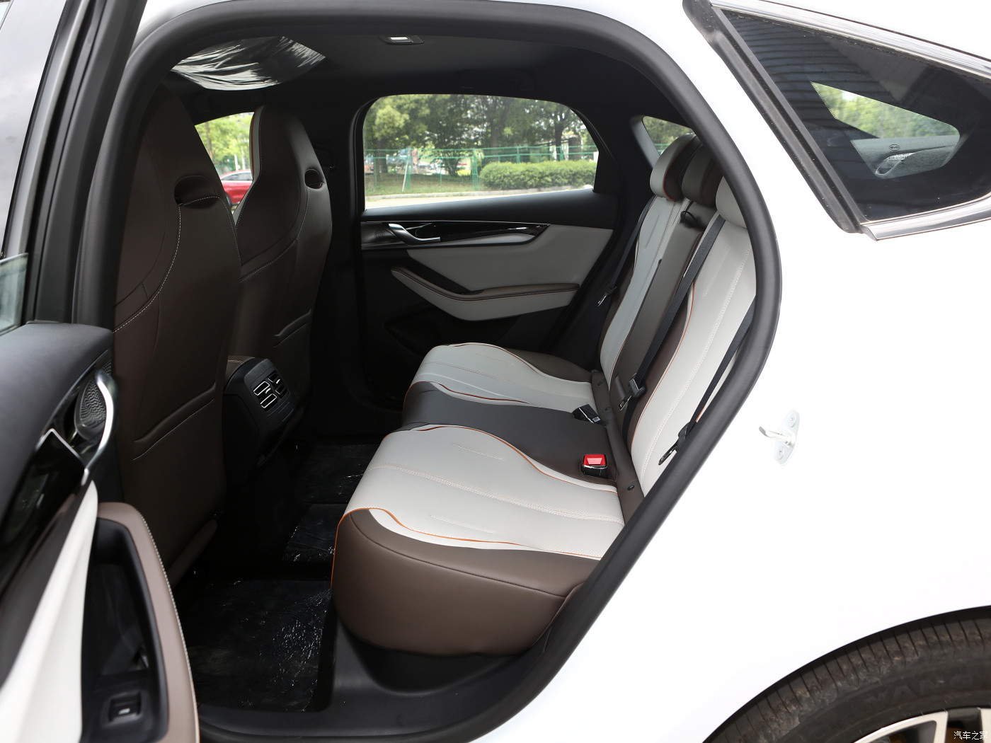 Новые энергоемкие автомобили BYD Qin Plus EV Model 510km Plug-In Hybrid
