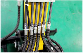 R330 Chinese Mini Excavator New Farm Mini Digger 2Ton Hydraulic Small Crawler Excavators