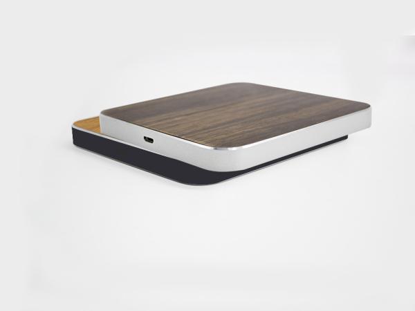 2 - 10mm Transmission Distance Bamboo Qi Wireless Charging Pad with Custom Logo
