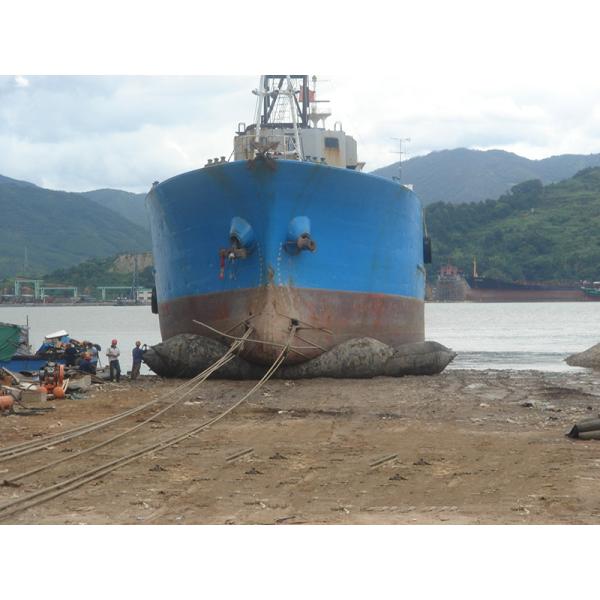 Запускать шлюпки воздушной подушки слоев 4-12 природного каучука 1.5*8m морской резиновый