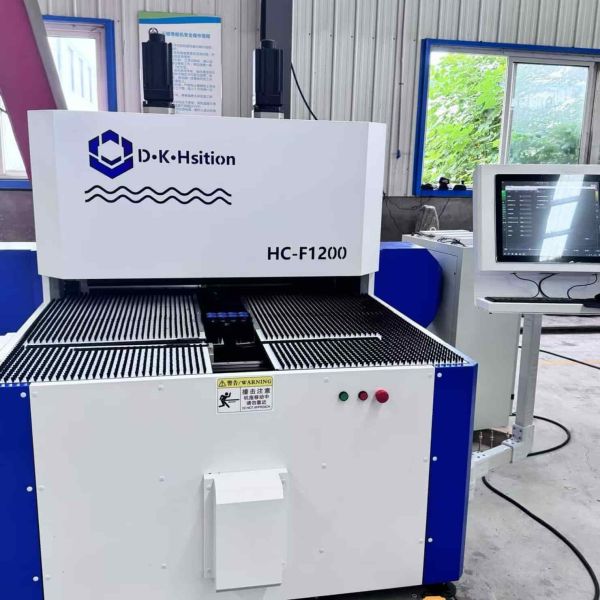 Double L Guide Positioning CNC Bending Machine ±0.1mm Precision For Cabinet