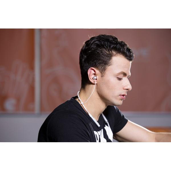 Sport Fitness 15M Neckband Bluetooth Earphones With Noise Cancellation