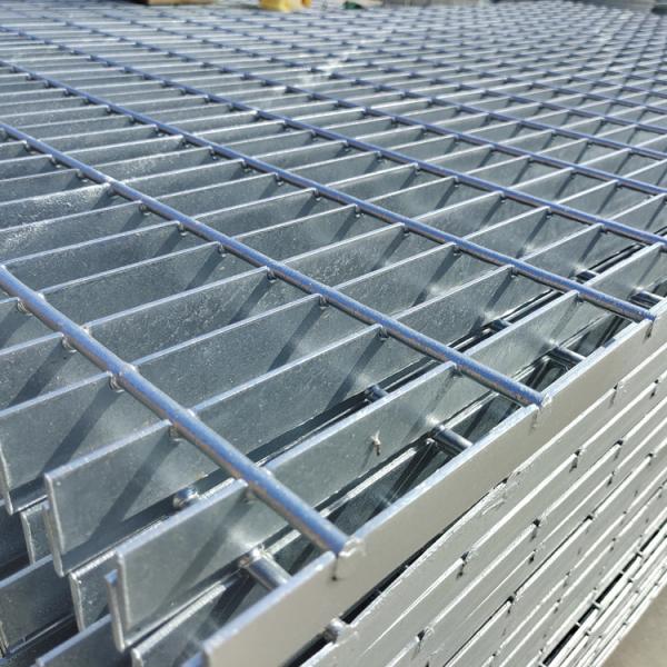 Wastewater Equipment Platform Steel Galvanised Grating Pedestrian Channel Step Plate