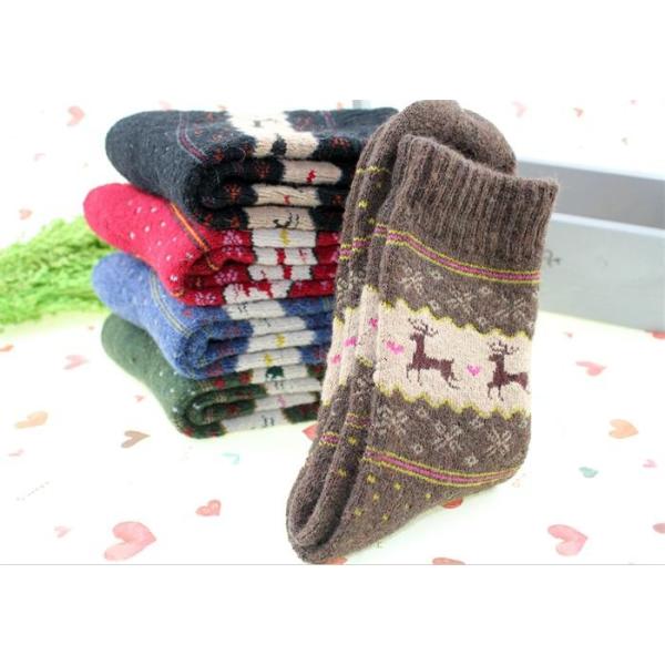 Wholesale christmas deer patterned design eco-friendly cozy wool dress socks for women