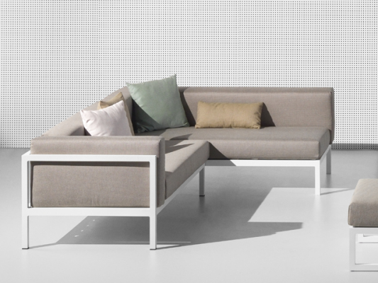 Modern Design Outdoor Corner Sofa with CUSTOMIZED Options and Waterproof Function