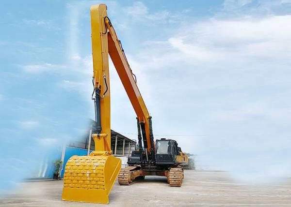 Q690D Excavator Long Reach Boom With Bucket Cylinder For Unload Sand