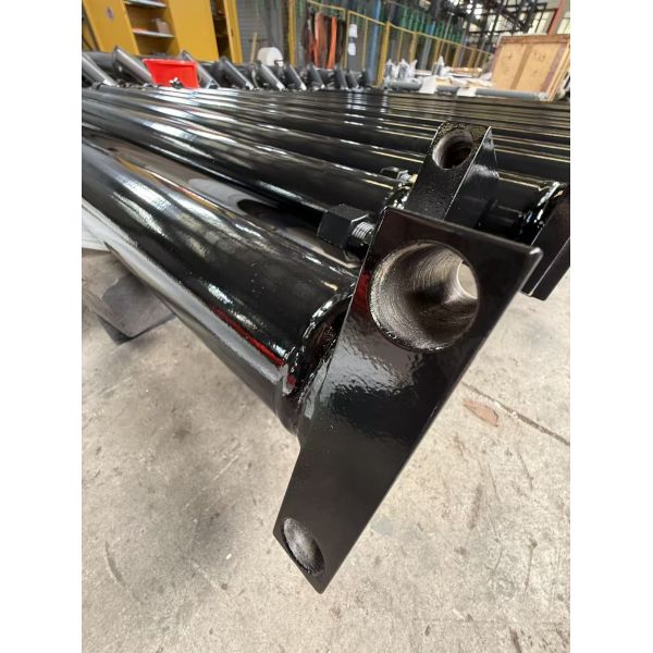 Hard Chrome Plated Telescopic Hydraulic Cylinder With Valve Block Integrated Boom Head