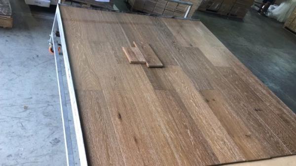 el roble blanco cepillado dirigió el suelo de madera, 0 impuestos a los clientes americanos de la fábrica camboyana