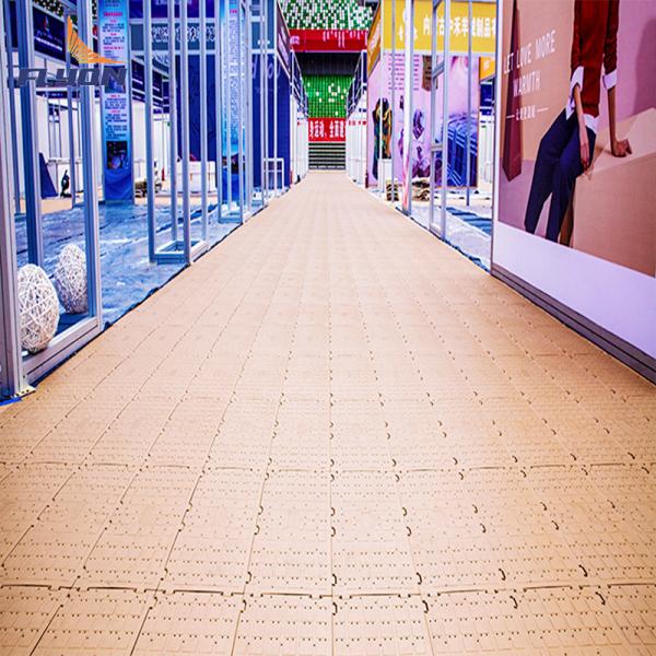 High Density Polyethylene Portable Event Flooring Highly Safe and Low Maintenance for Outdoor Events