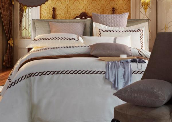 Home / Hotel Modern Duvet Covers And Shams Embroidered 4 Pcs Patten Customized
