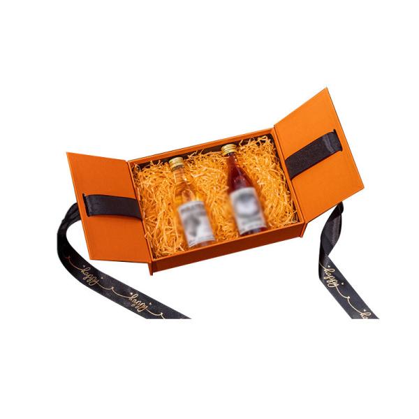 300 CCNB Luxury Perfume Packaging Boxes Complete Spot UV