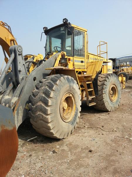USED VOLVO WHEEL LOADER L180 FOR SALE Made in Sweden used volvo L180 loader for sale