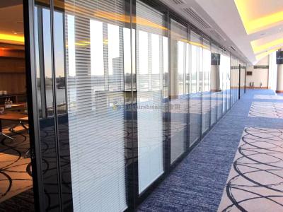Sleek Glass Soundproof Partition Wall Modular Temporary Walls
