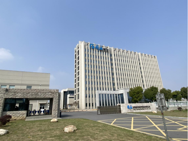 Customized Width And Thickness BOPP Heat Sealable Film Rolls