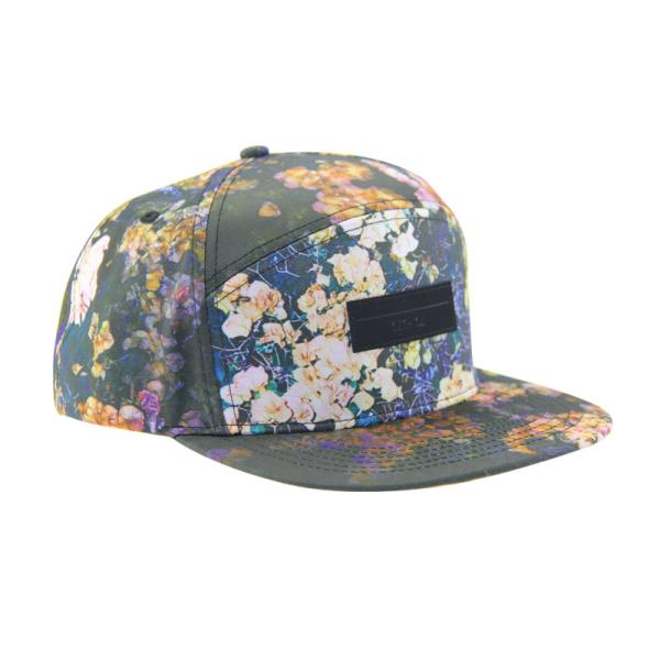 100% polyester 7 Panel Snapback Custom Camp Hat With Leather Patch Logo On Front