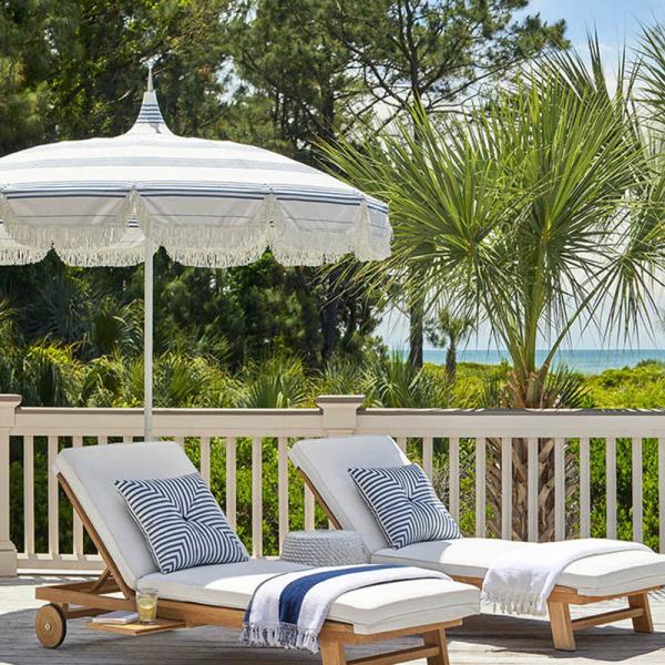Modern Design Garden Umbrella with Fringe and Pagoda Style Made of Pongee Fabric