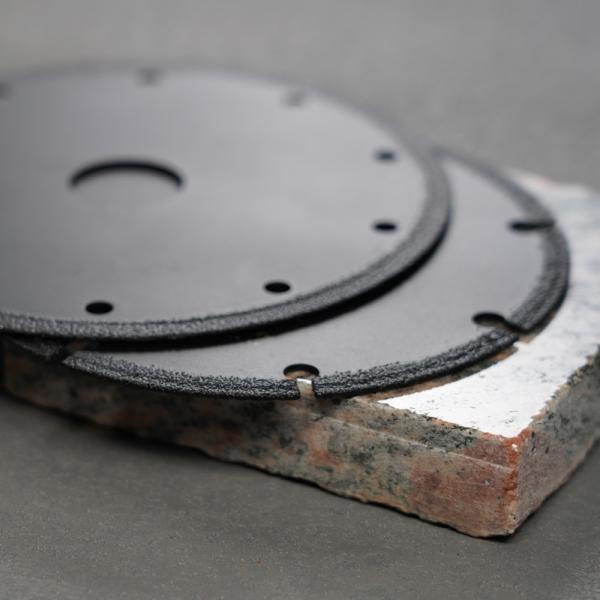 Vacuum Brazed Diamond Cutting Disc Saw Blade for Aluminum Material Cutting D180MM