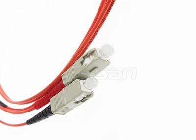 Perda de inserção do cabo de remendo da fibra ótica do LC/SC UPC 2.0mm baixa 1 medidor para uma comunicação
