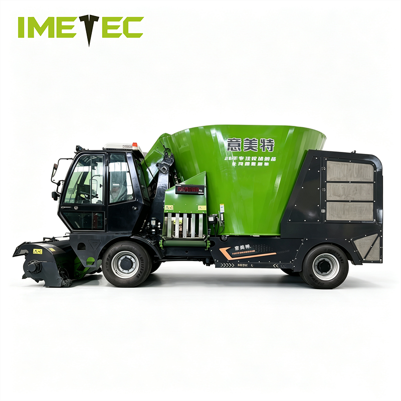 4WD Double Auger Silage Feed Wagon TMR Mixers Cow Milk Yield Boost Breeding