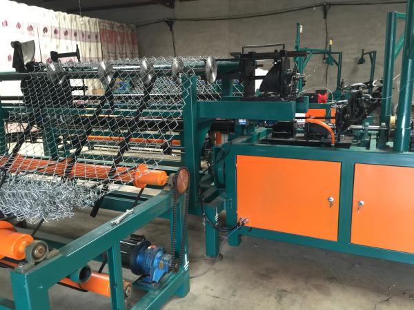 1 - 6M Chain Link Fence Equipment , Diamond Mesh Fencing Machine Easy Operation