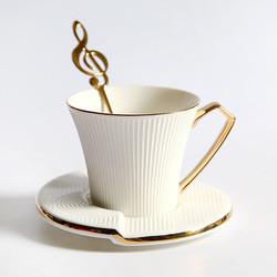 O ouro luxuoso de Drinkware da tarde feita sob encomenda chapeou o copo cerâmico com os copos de chá irregulares modernos por atacado do café dos pires