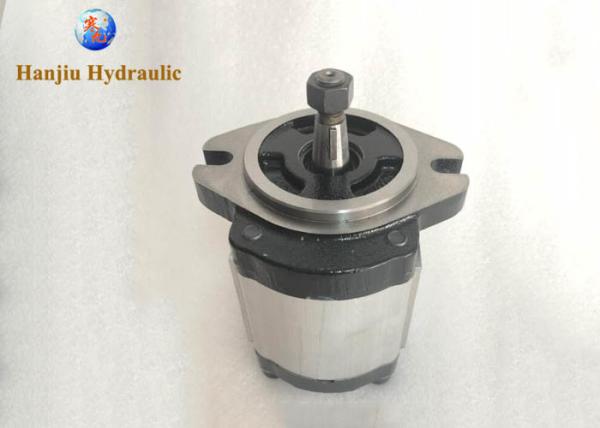 2 Bolt Mount Hydraulic Gear Motor Cast Iron / Aluminum CBT Series For Harvesters
