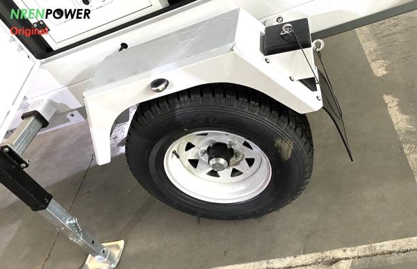 mobile solar lighting tower-4x435W solar panel powered-8x200AH batteries-9m hydraulic mast tower