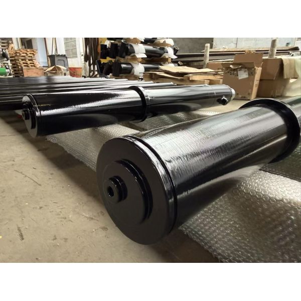 Double Acting Steel Excavator Hydraulic Cylinder With Hard Chrome Plated Piston Rod