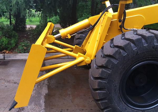 Self Propelled Articulated Motor Grader 215 Hp With Front Blade / Rear Scarifier