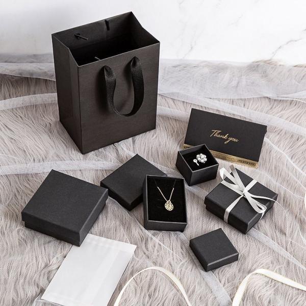 Luxury Rigid Paper Jewelry Boxes Black Cardboard Paper Necklace Packaging Box