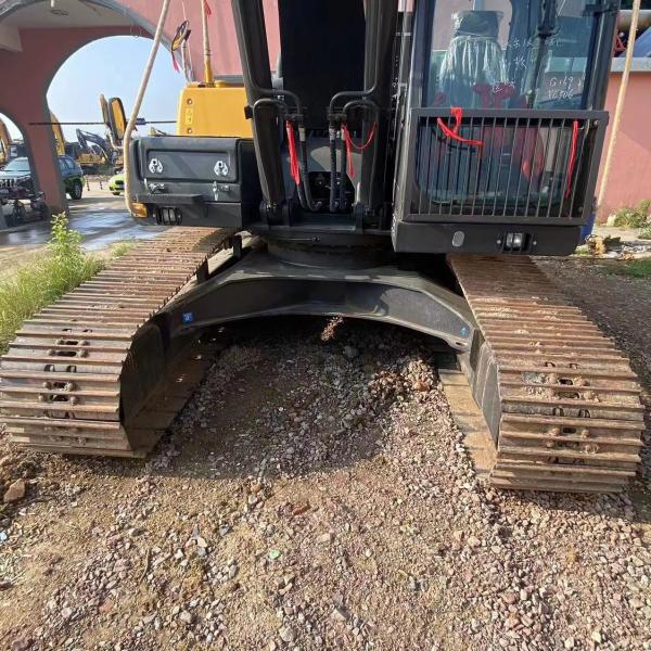 Использованный экскаватор Volvo EC240 2022 Год производства 3040 мм Высота 6800 мм Максимальная высота сброса