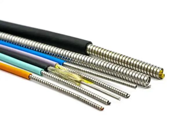 Indoor / Outdoor Armored Fiber Optic Cable Used In Telecommunication
