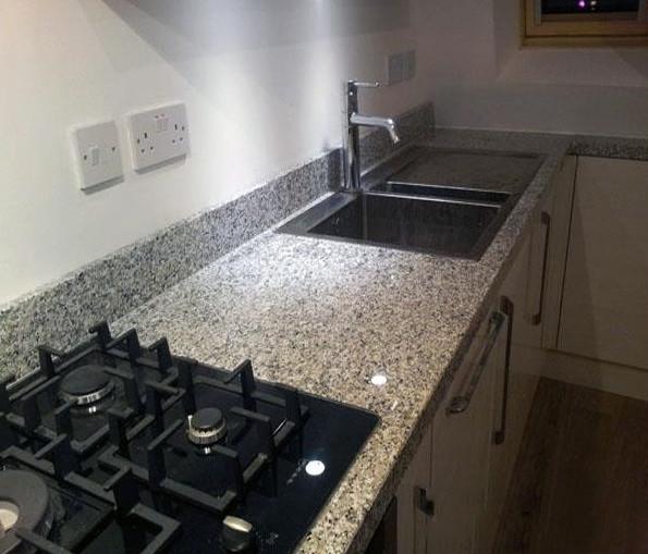 G640 Bianco Sardo Granite Stone Kitchen Worktops Customized Size