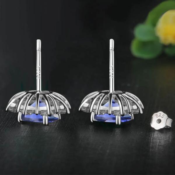 Boucles d'oreille de goujon de bijoux de Noël de Sterling Silver Created Tanzanite CZ du solide 925 pour des femmes