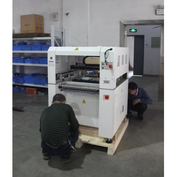 High Accuracy Economic Pick and Place Robot Charmhigh CHM-550 SMT Assembly