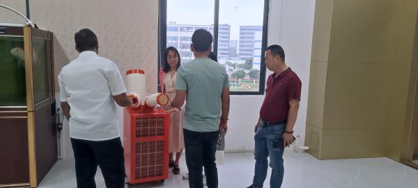 Unidad de aire acondicionado con termostato ajustable