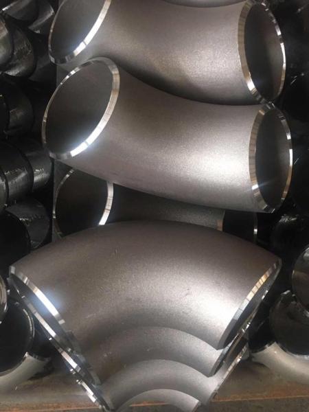Sharp Corners Carbon Steel Pipe Fittings Frictional Resistant Anti Rust Optimum Flow