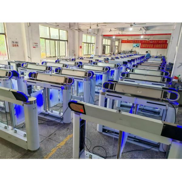 304 Stainless Steel Swing Barrier Turnstile Gate with 5 Million Cycles and 600-900mm Channel Width