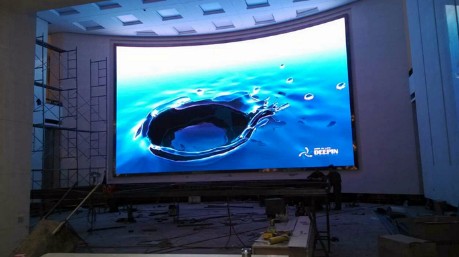 16,7 триллиона крытых дисплеев СИД P5 полного цвета RGB привел развертку 16 панелей 1R1G1B 1