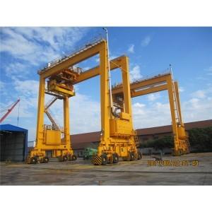 PLC Control RTG Rubber Tyre Gantry Crane For 40ft 45ft Container