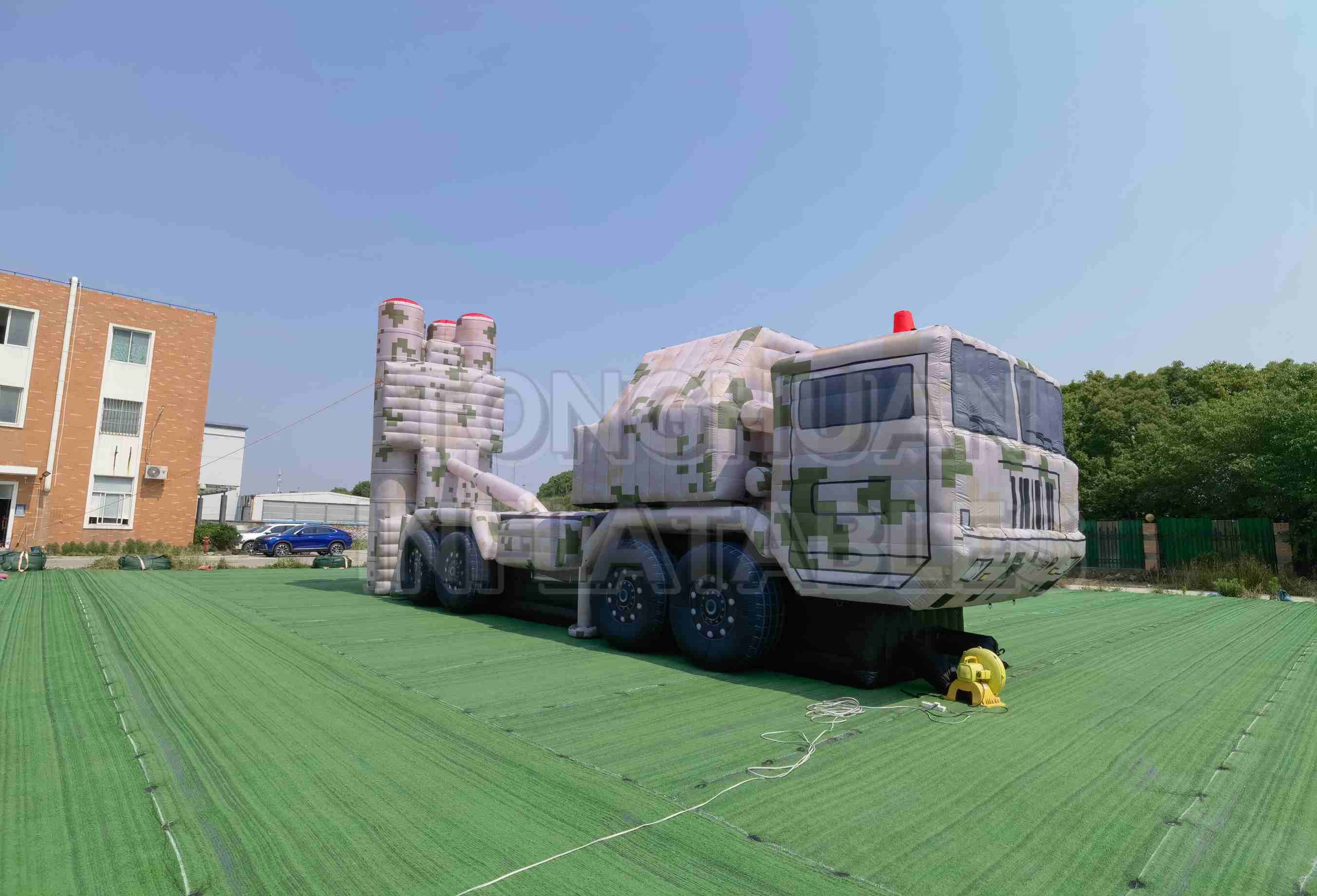 Custom Inflatable Launcher Vehicle Decoy with Vertical Canister Structures and Camouflage Truck Body for Training Displays and Outdoor Simulation Projects